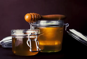 How to Make Honey - Honey Jar
