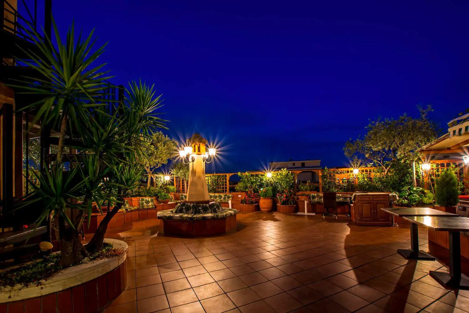 TAG Level - Green Roof - Lighting